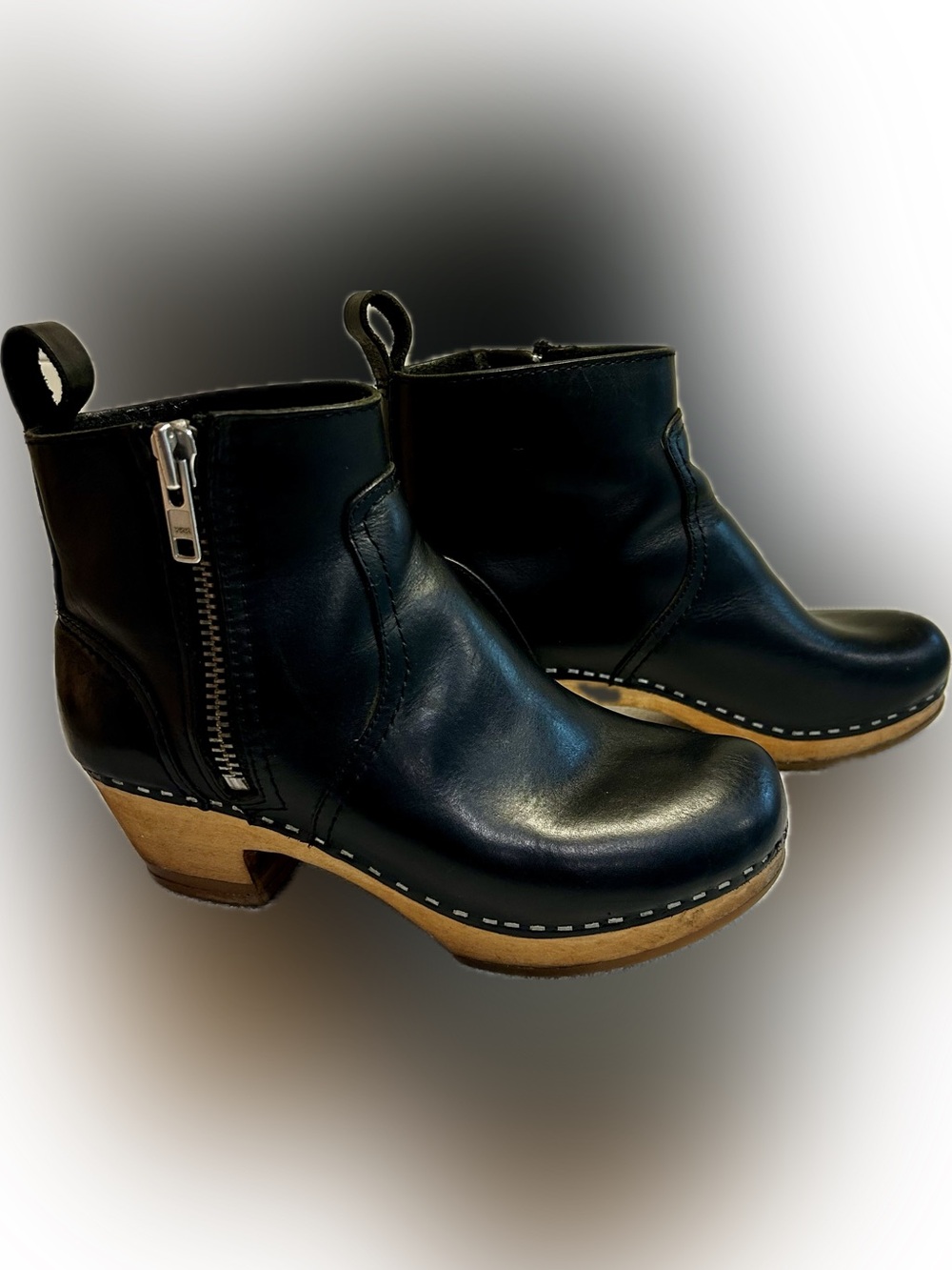Swedish Hasbeens Black Leather Clog Ankle Boots with Side Zip Size ER 36, US 5